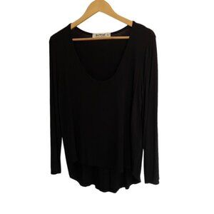Three Bird Nest Black Long Sleeve Scoop Neck Top Medium